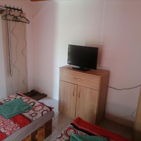 Ubytovanie Harmony House Hotel Veľký Meder Buitenkant foto