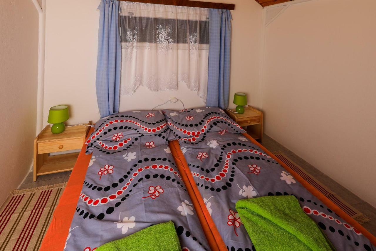 Ubytovanie Harmony House Hotel Veľký Meder Buitenkant foto